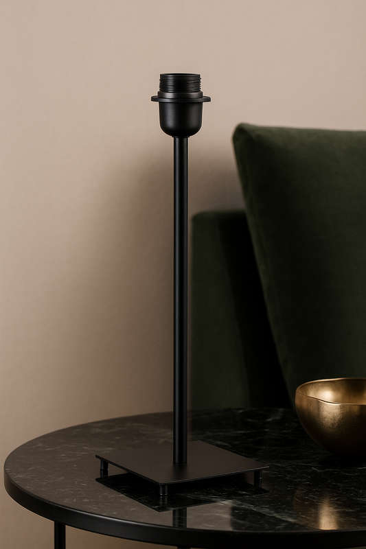 Black Metal Table Lamp