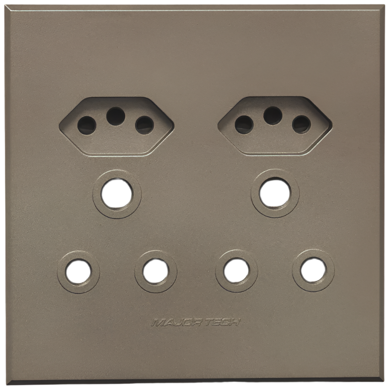Veti 3 - 4 x 4 Unswitched RSA & V-Slim Sockets
