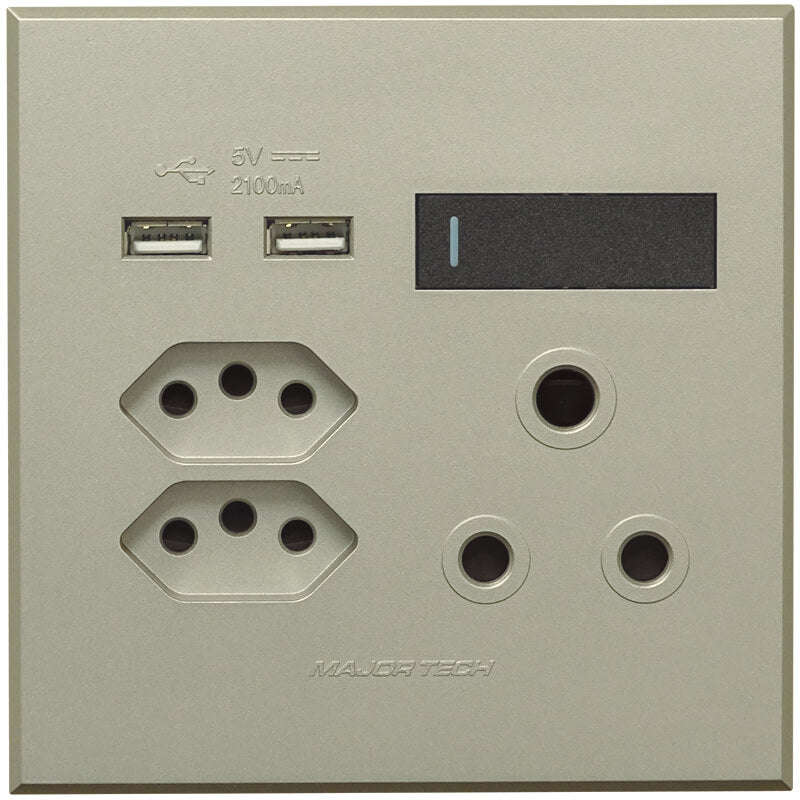 Veti 3 - 4 x 4 USB, Double V-Slim, Single RSA Sockets