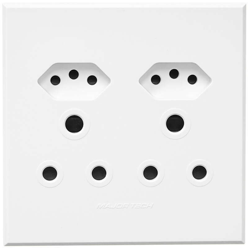 Veti 3 - 4 x 4 Unswitched RSA & V-Slim Sockets