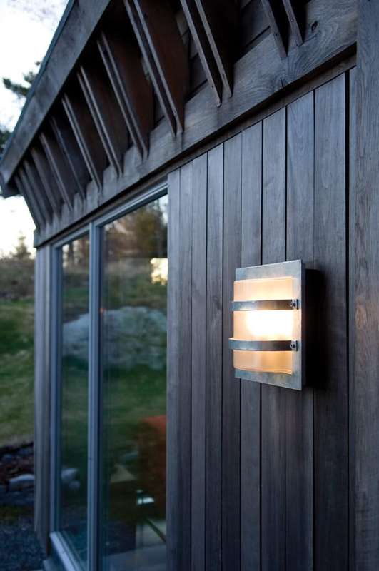 Largo Outdoor Wall Light