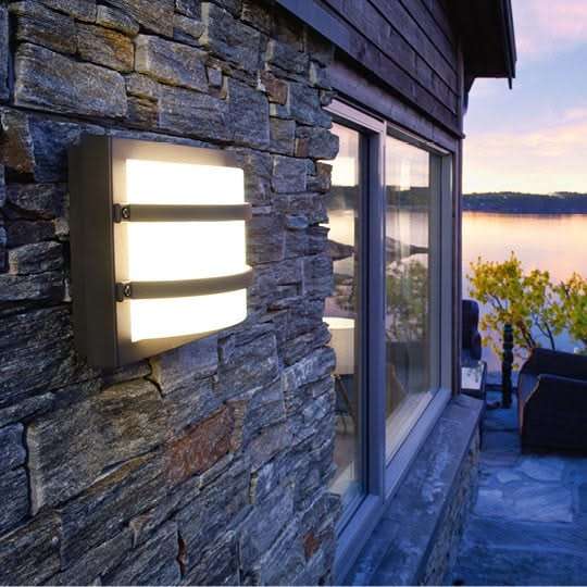 Largo Outdoor Wall Light