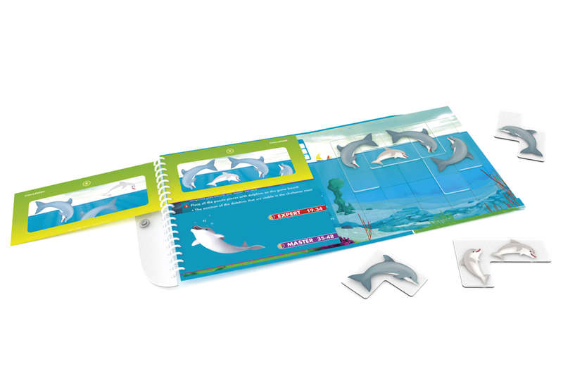 Smart Games - Flippin Dolphins (Magnetic Travel Game)