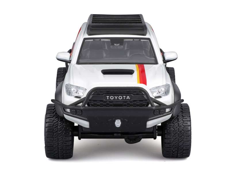 Toyota Tacoma TRD PRO (scale 1 : 27)