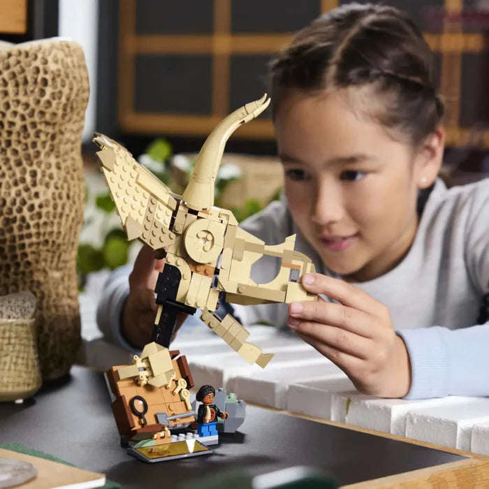76969 Dinosaur Fossils: Triceratops Skull Jurassic