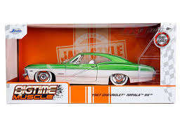 Chev Impala SS Candy Green & White (scale 1 : 24)