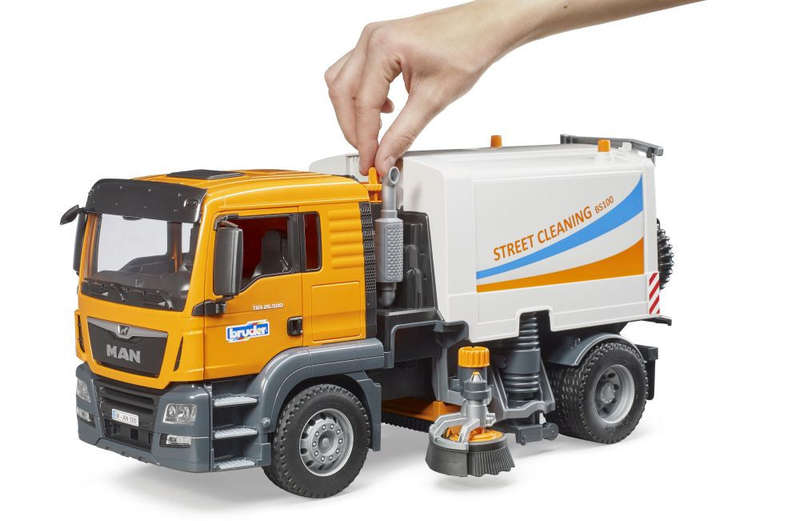 MAN TGS Street Sweeper Bruder