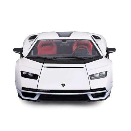 Lamborghini Countach LPI 800-4 (White)(scale 1 : 24)