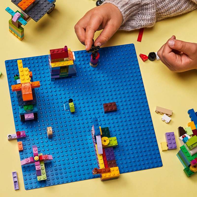 11025 Blue Baseplate Classic