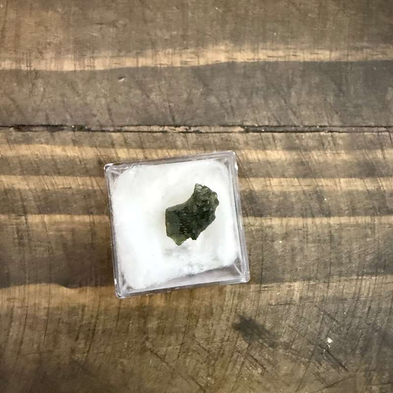 Moldavite Specimen (0-1g)