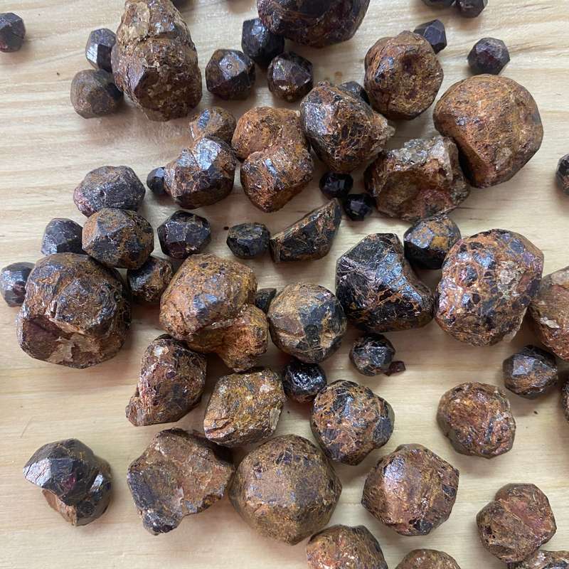 Rough Garnet Piece - Mixed Size
