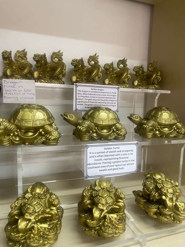Fengshui Golden Dragon