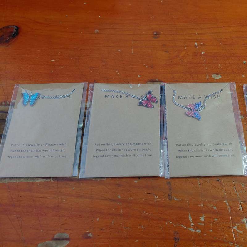 Bulk Necklace Lot (I)  Unbeatable Value!