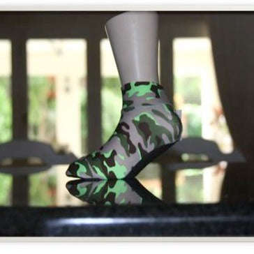 Kids Camo Aqua Swim Socks / Beach Socks