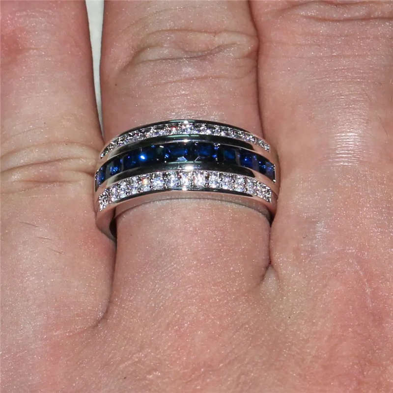 10K White Gold Princess-Cut Blue Sapphire Gemstone Ring - Size 6 (M)