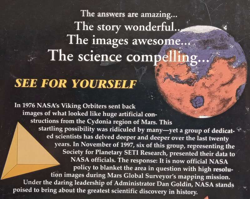 A Case for the Face: Scientists Examine the Evidence for Alien Artifacts on Mars | Stanley V. McD...