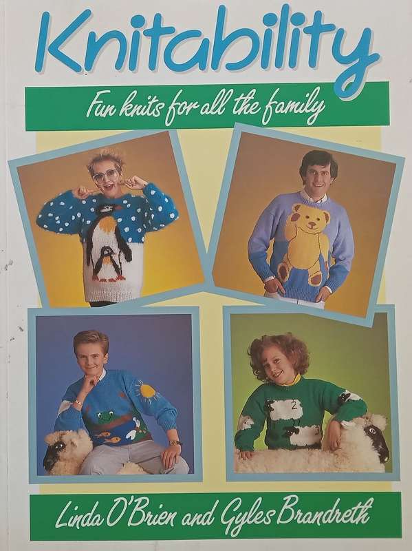 Knitability: Fun Knits for all the Family | Linda OBrien & Gyles Brandreth