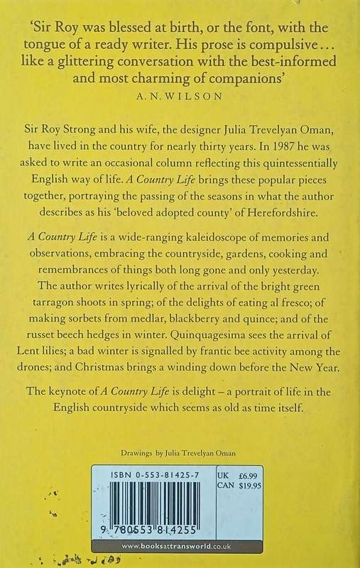 A Country Life: At Home in the English Countryside | Roy Strong