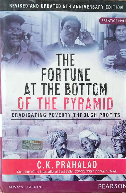 The Fortune at the Bottom of the Pyramid: Eradicating Poverty Through Profits [Includes CD] | C.K...
