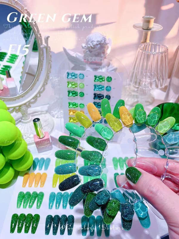Vendeeni - UV Gel Polish - 15pcs Set - F15