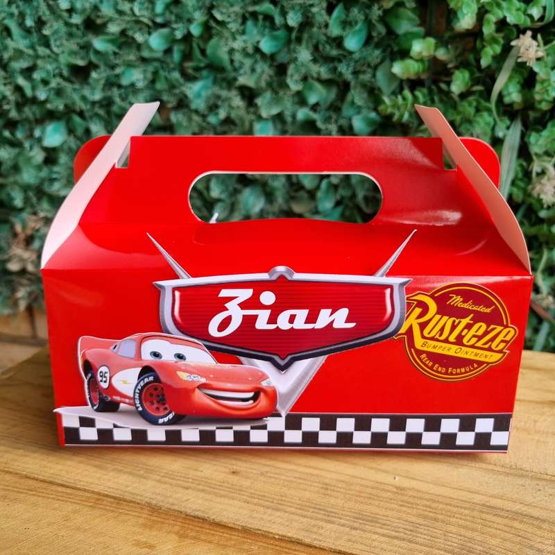 CARS LIGHTNING MCQUEEN PARTY PACK  5 BOXES