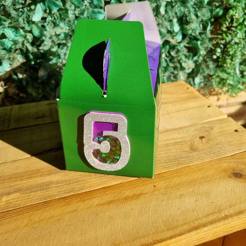HULK PARTY PACK 5 BOXES