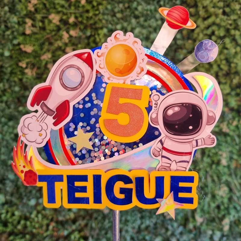 SPACE CAKE TOPPER  B