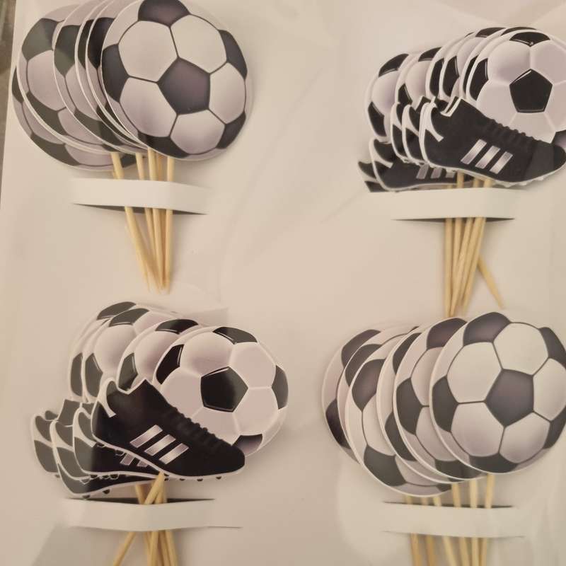 SOCCER CUPCAKE MINI TOPPERS