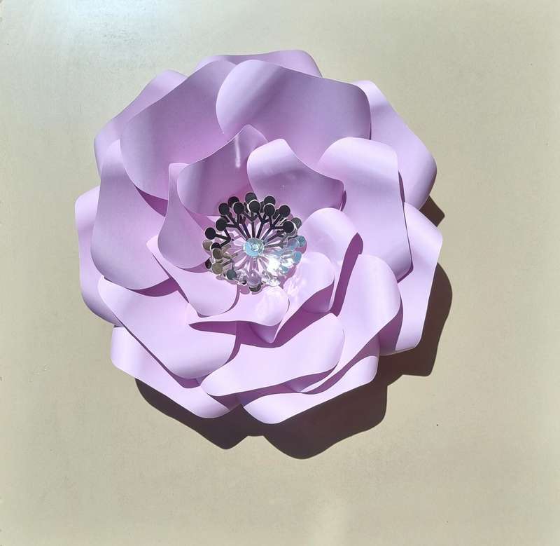 DO IT YOURSELF SINGLE LARGE PAPER FLOWER, Nursery paper flowers, nursery decor,  paper flowers ba...