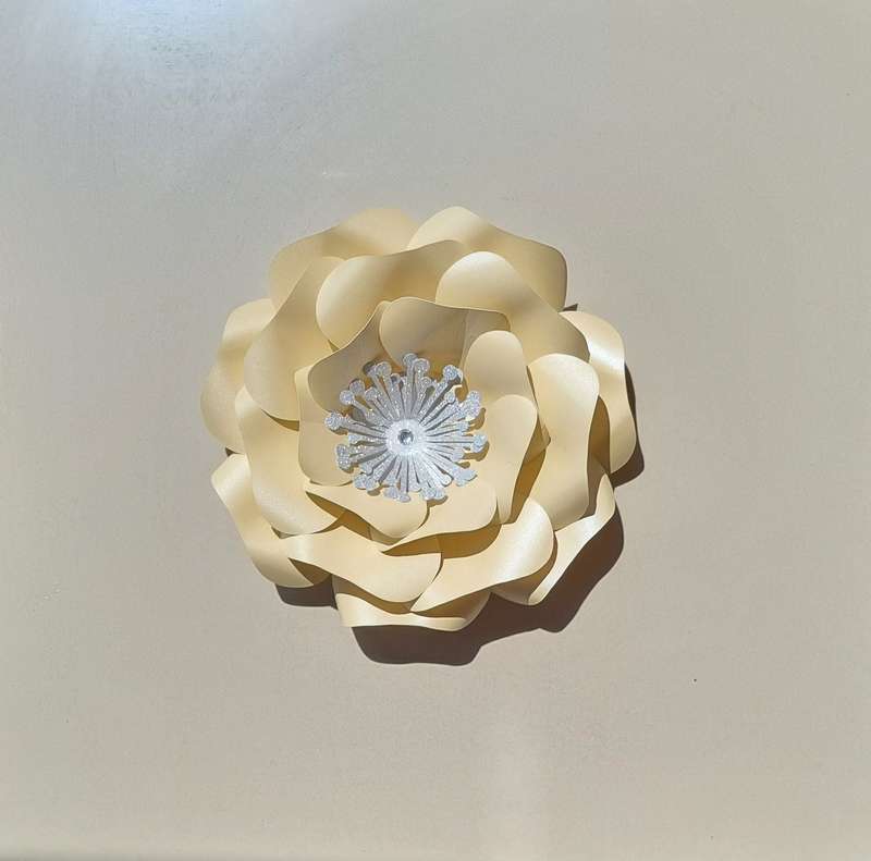 DO IT YOURSELF SINGLE MEDIUM PAPER FLOWER, Nursery paper flowers, nursery decor,  paper flowers b...