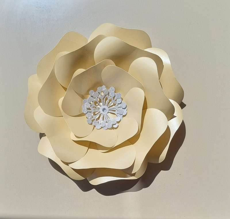 DO IT YOURSELF SINGLE LARGE PAPER FLOWER, Nursery paper flowers, nursery decor,  paper flowers ba...