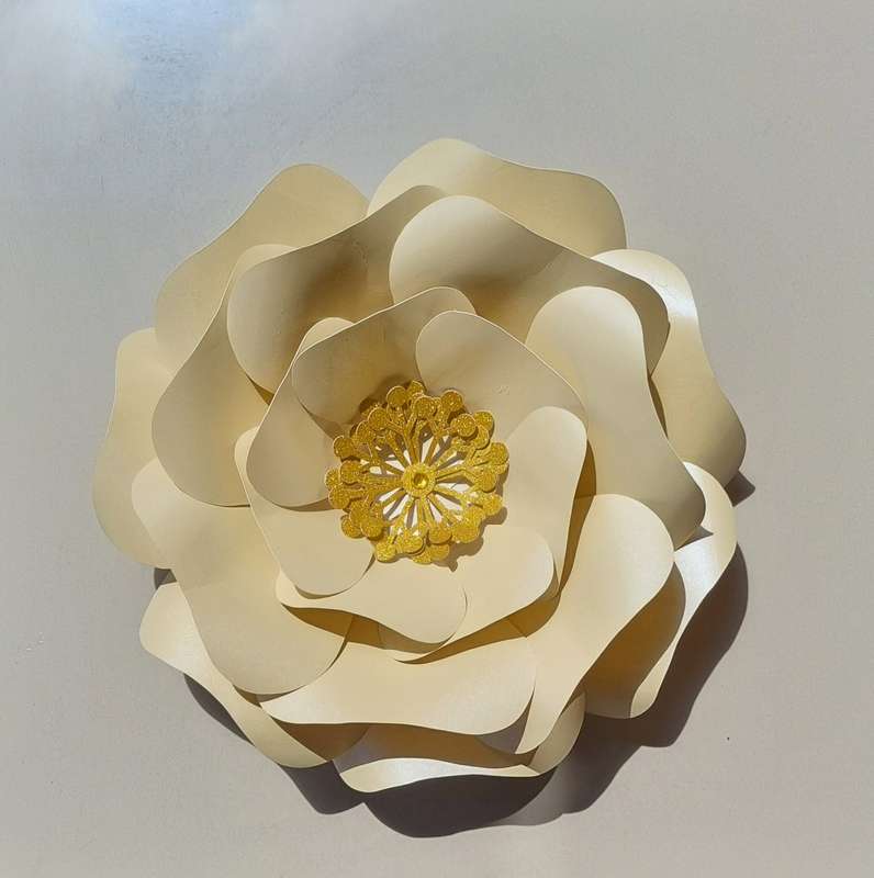 DO IT YOURSELF SINGLE LARGE PAPER FLOWER, Nursery paper flowers, nursery decor,  paper flowers ba...