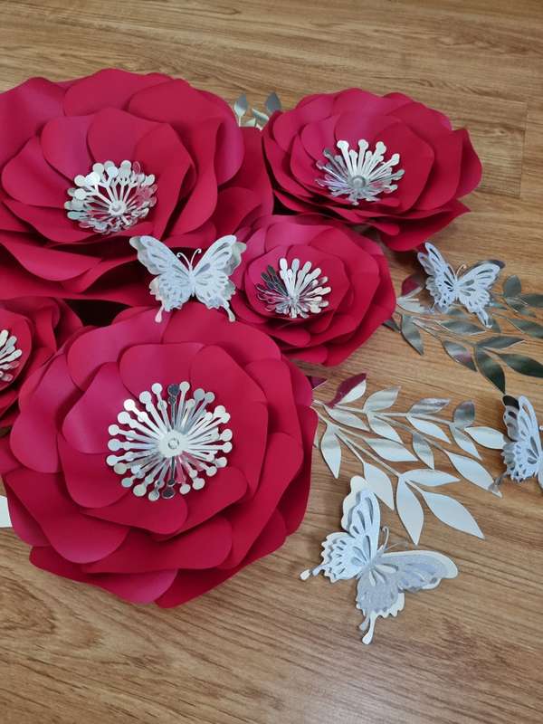 DO IT YOURSELF SET OF 5 PAPER FLOWERS WITH PAPER BUTTERFLIES AND LEAVES RED AND SILVER, Nursery p...