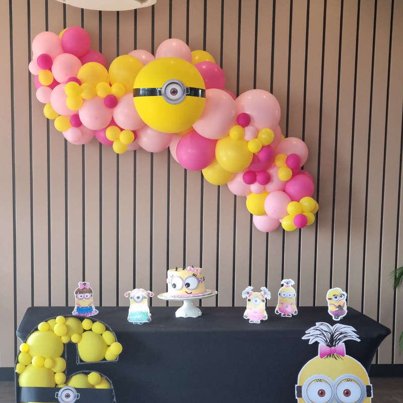 GRAB AND GO  OR MEDIUM BALLOON GARLAND personalized kiddies birthday party themed decor party cus...