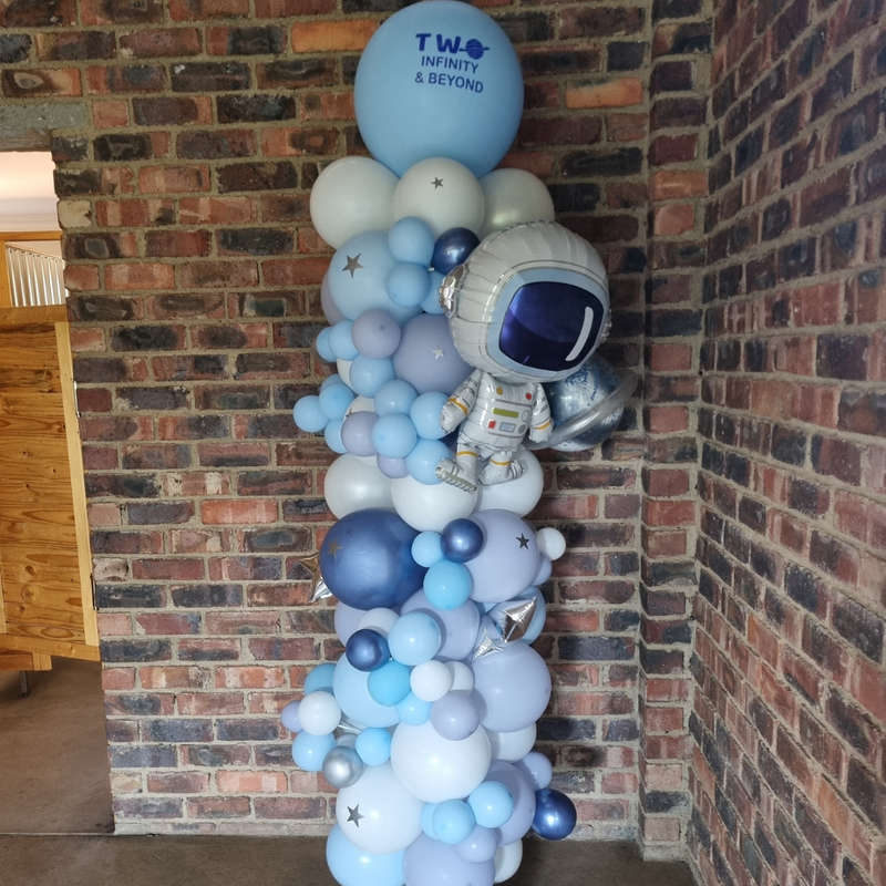 Space Astronaut Balloon Column