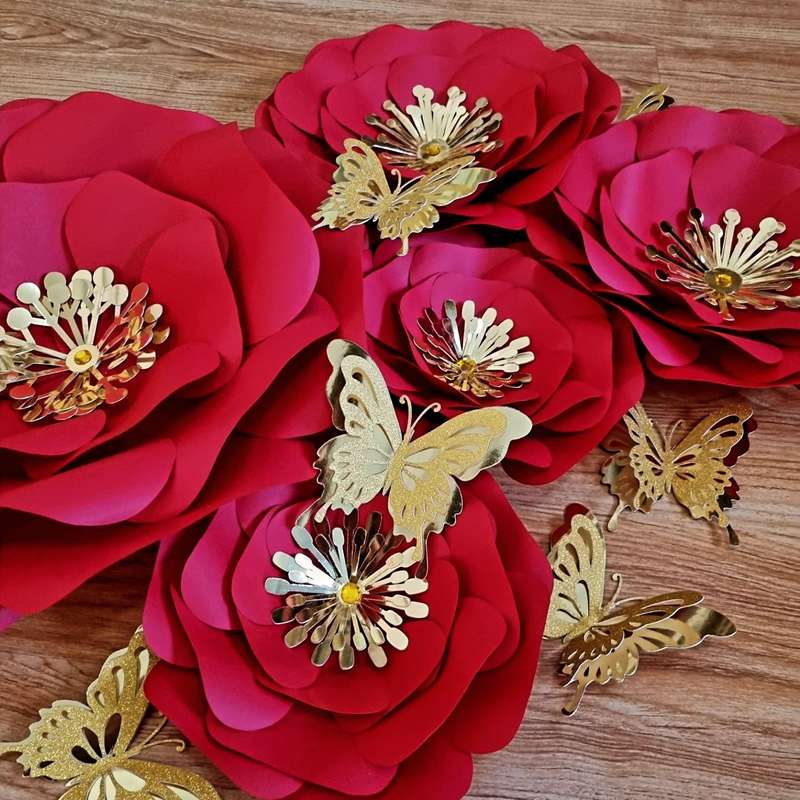 DO IT YOURSELF SET OF 5 PAPER FLOWERS WITH PAPER BUTTERFLIES AND LEAVES RED AND GOLD, Nursery pap...