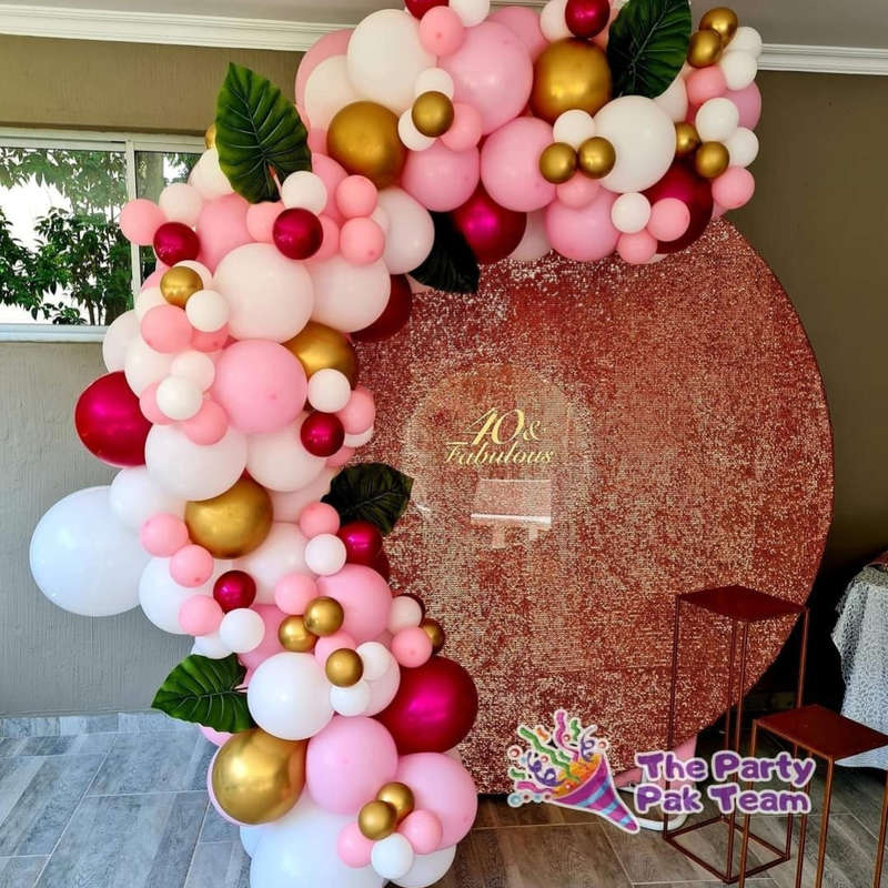 Sequins Round Backdrop Balloon Garland and Plinth