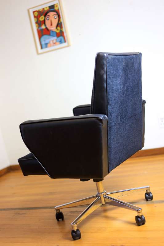 Retro Study Chair