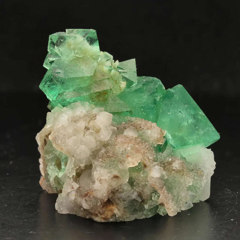 Exceptional Riemvasmaak Fluorite Cluster