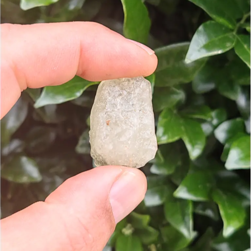 10g Libyan Desert Glass - Pharaoh's Sacred Stone: Tutankhamun's Legendary Desert Gem