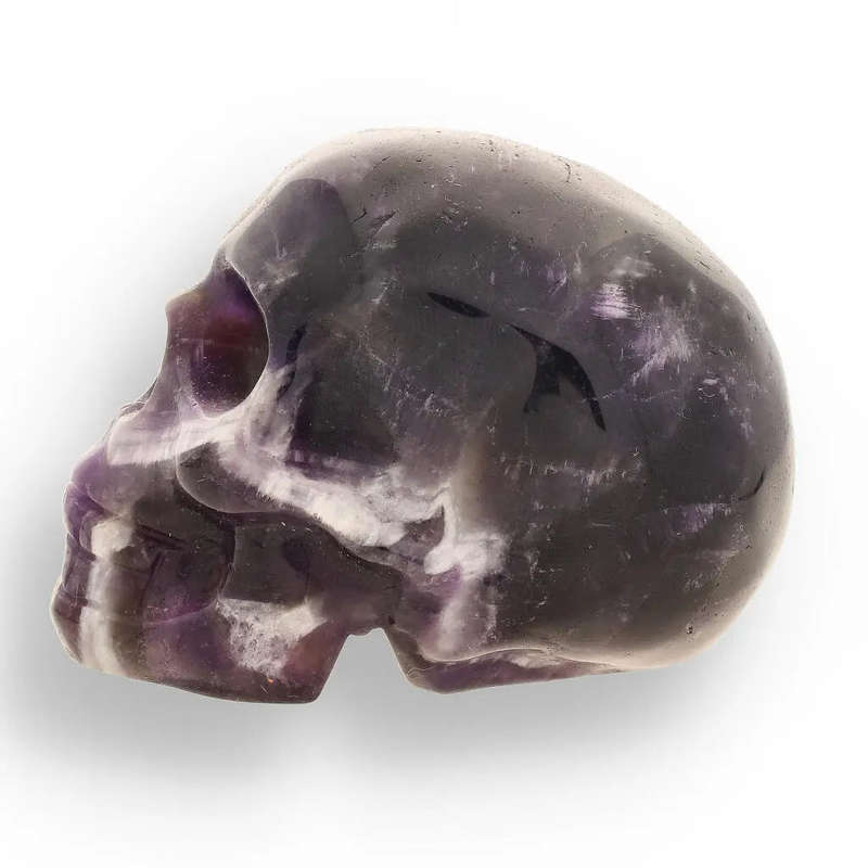 Amethyst Skull: Mystic Guardian of Serenity