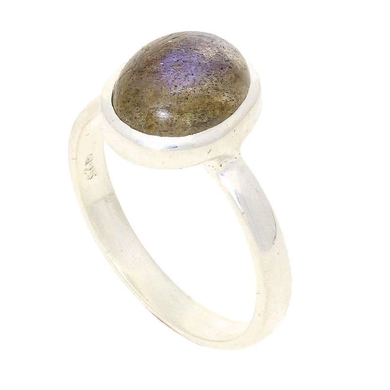 Effortless Style: Contemporary Labradorite Sterling Silver Ring