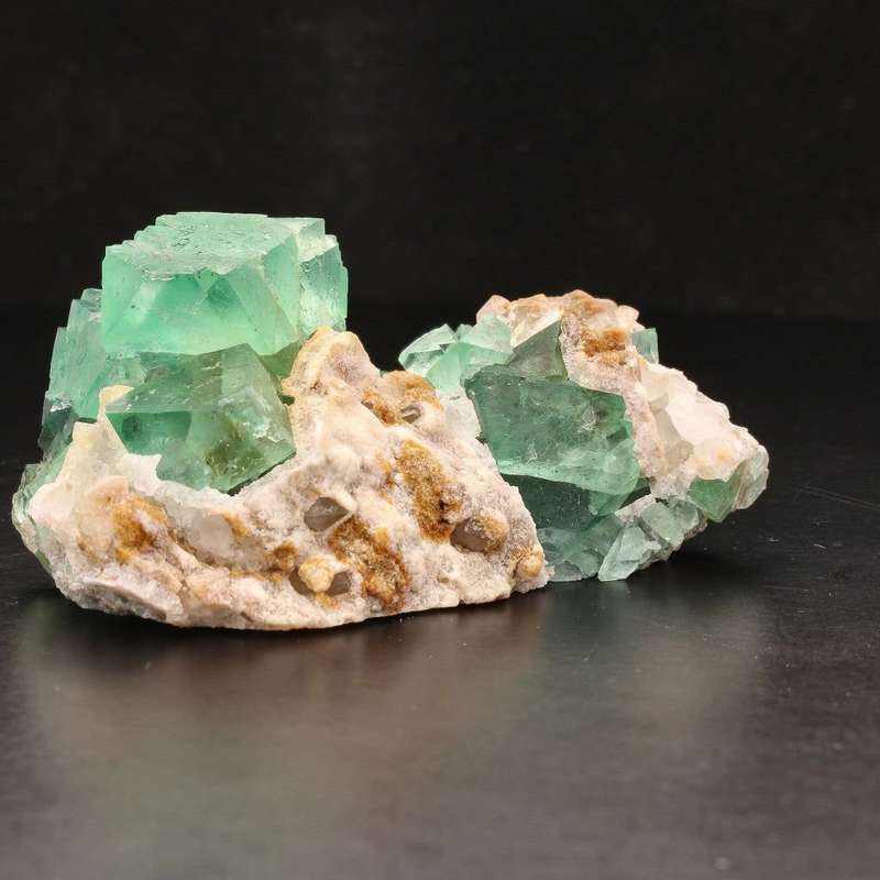 Spectacular Fluorite Octahedra Gem - Riemvasmaak