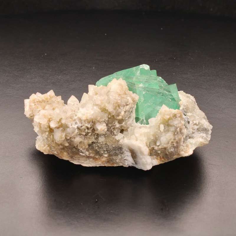 Fluorite Octahedra on Quartz (Riemvasmaak)