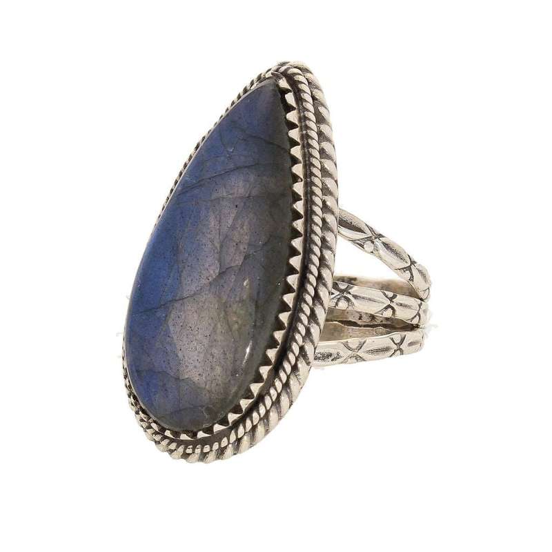 Labradorite Dreams: Handcrafted Sterling Silver Ring Set on Tri-Band Texture