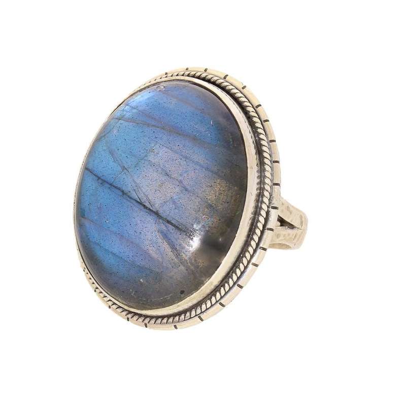 Labradorite Dreams: Handcrafted Sterling Silver Ring Set on Tri-Band Texture