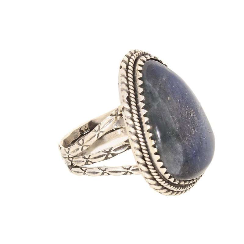 Labradorite Dreams: Handcrafted Sterling Silver Ring Set on Tri-Band Texture