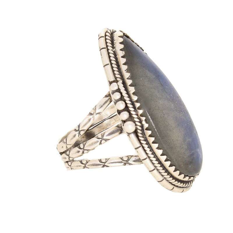 Labradorite Dreams: Handcrafted Sterling Silver Ring Set on Tri-Band Texture