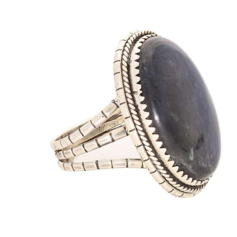 Labradorite Dreams: Handcrafted Sterling Silver Ring Set on Tri-Band Texture