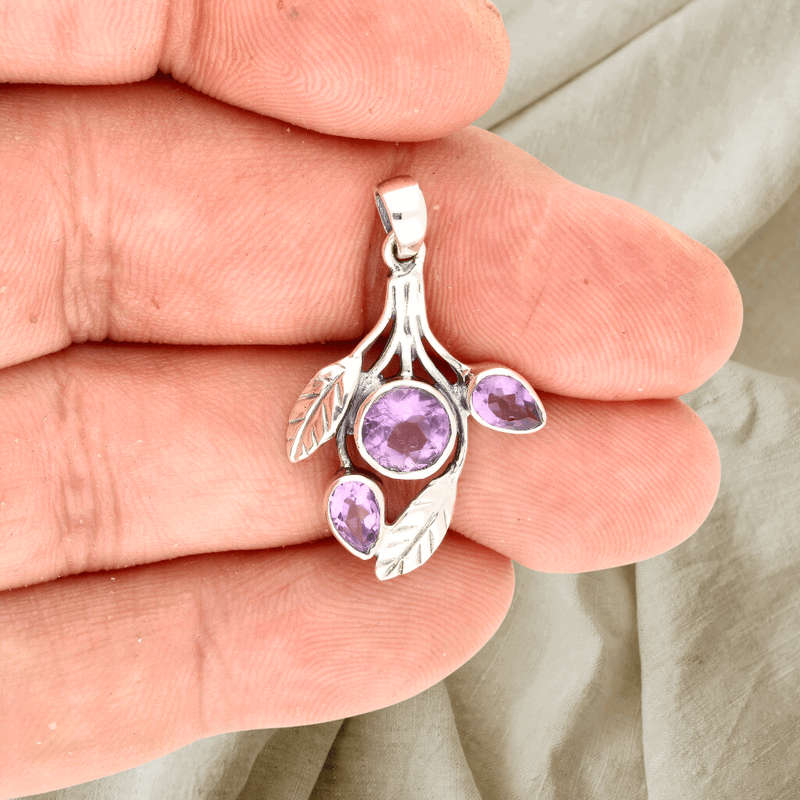 Leafy Charms - Amethyst Sterling Silver Pendant